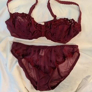 Bra and panty set